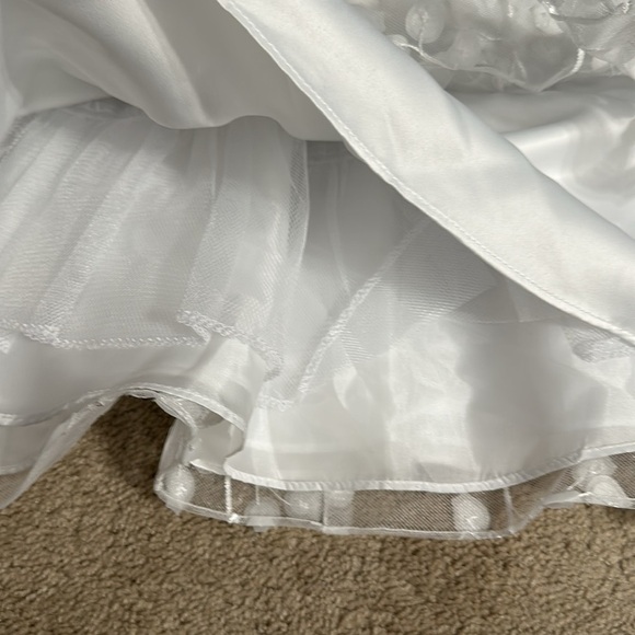 Rare Editions White Flower Girl Dress Size 5 NWT Flare high Sleeveless Bow - Picture 7 of 7